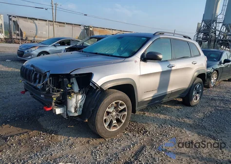 2019 Jeep Cherokee Trailhawk Elite 4X4 z USA, uszkodzony, nr VIN 1C4PJMBX0KD315325